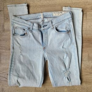 Rag & Bone Zipper Capri jeans in the color shred Size 27 EUC